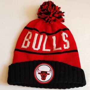 Mitchell and Ness BULLS Knit Toque Pom Pom